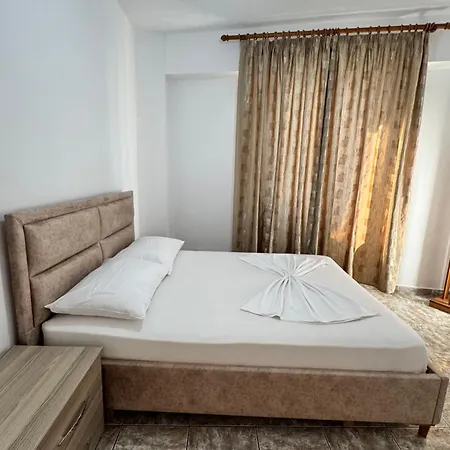Alex Apartmán Sarandë