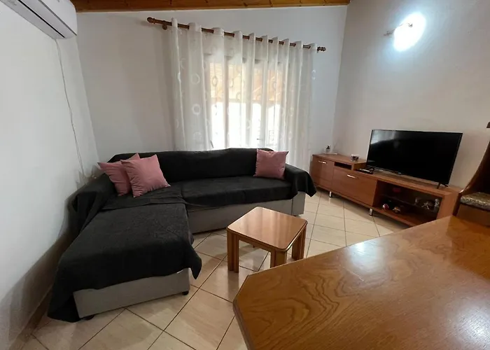 Apartment Alex Sarande